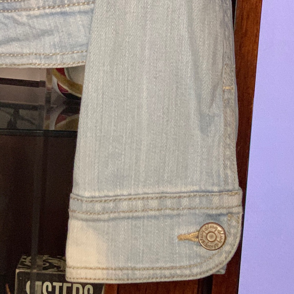 Jean Jacket - Picture 2 of 3